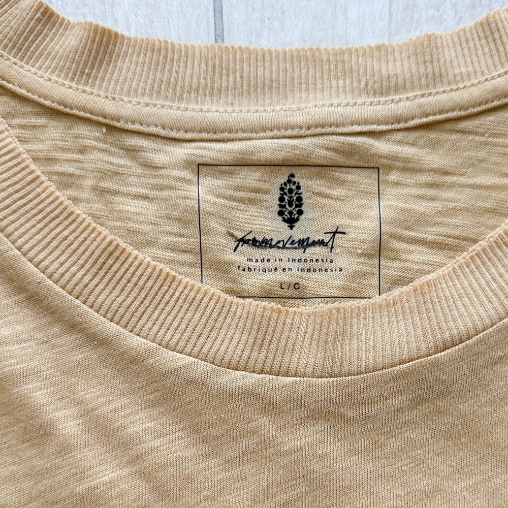 NWOT Free People Movement Logo Reflective Love Tank in Camel Size Large - Picture 5 of 10